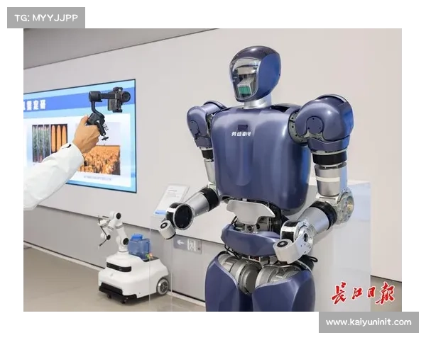 5G-A人形机器人亮相，低空飞行器参与火炬传递